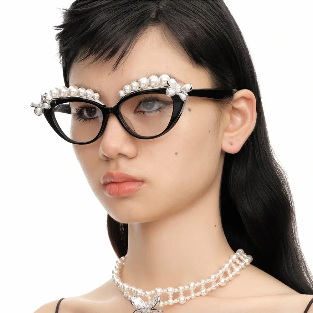 ShuShu/Tong x YVMIN Collaboration – Pearl Flower Glasses. Authentic. New.